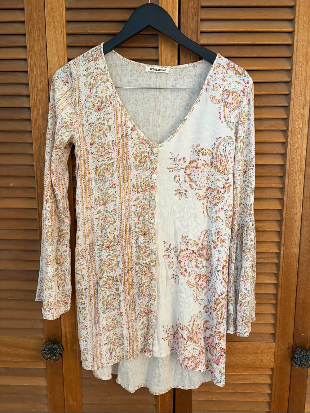 Billabong Cream Floral V-Neck Long Sleeve Tunic Dress or long top
